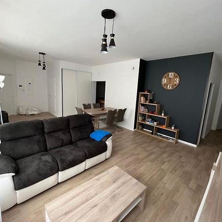 Appartement T4 140 M2 Spacieux Et Calme Pour 8 Personnes 吕兹-圣索沃尔 外观 照片