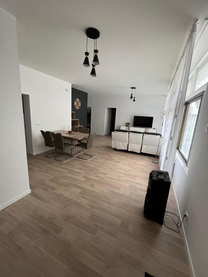 Appartement T4 140 M2 Spacieux Et Calme Pour 8 Personnes 吕兹-圣索沃尔 外观 照片